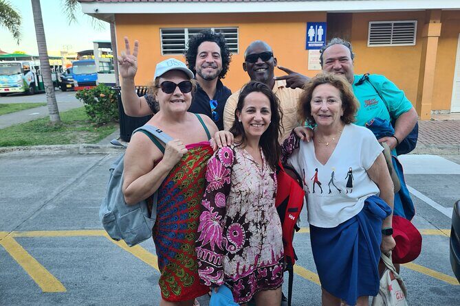 St.Kitts Good Times Tour - The first stretch: seeing St. Kitts town landmarks from the road