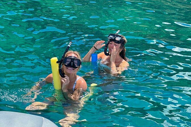Two islands, One paradise - Snorkeling Off a Secluded Site: Gear, Briefing, Then Time to Explore