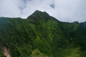 Volcano Hike in St. Kitts - Starting right: pickup that reduces stress on cruise days
